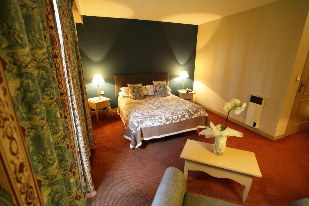 ホテル Le Domaine De Mombreux Lumbres 部屋 写真